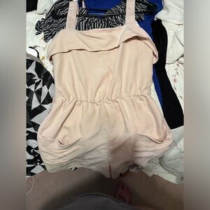 Crème colored romper